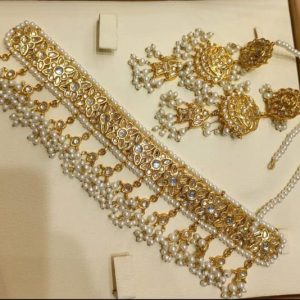 Gold plated Thappa kundan Set