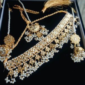 Gold plated Thappa kundan