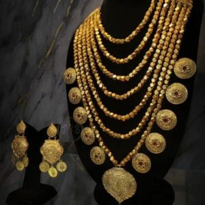 7 Lara Gold plated Thappa kundan