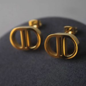 Designer Oval Stud Earrings